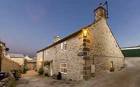 West End Cottage And Shippon